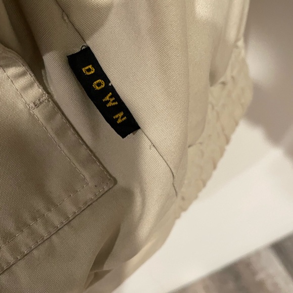 Men’s very warm down hunting jacket. Some stains on sleeve - Picture 2 of 2